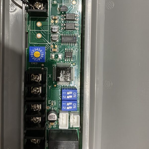 Midea MFB01 multifunkciós panel szett csatlakozókábellel — 17222000A58719 + 17401204A01014, klíma tartozék